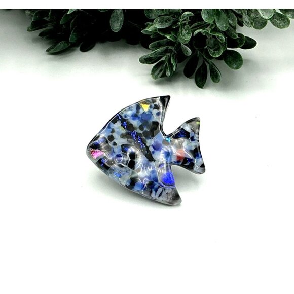 Handcrafted Fish-Shaped Glass Brooch With Multicolor Abstract Design & Secure Pi - Picture 1 of 5